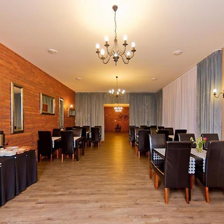 Stary Mlyn Hotell Świdnica Exteriör bild