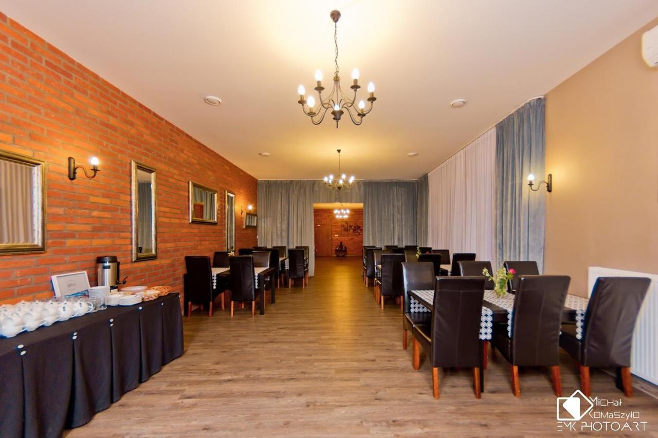 Stary Mlyn Hotell Świdnica Exteriör bild