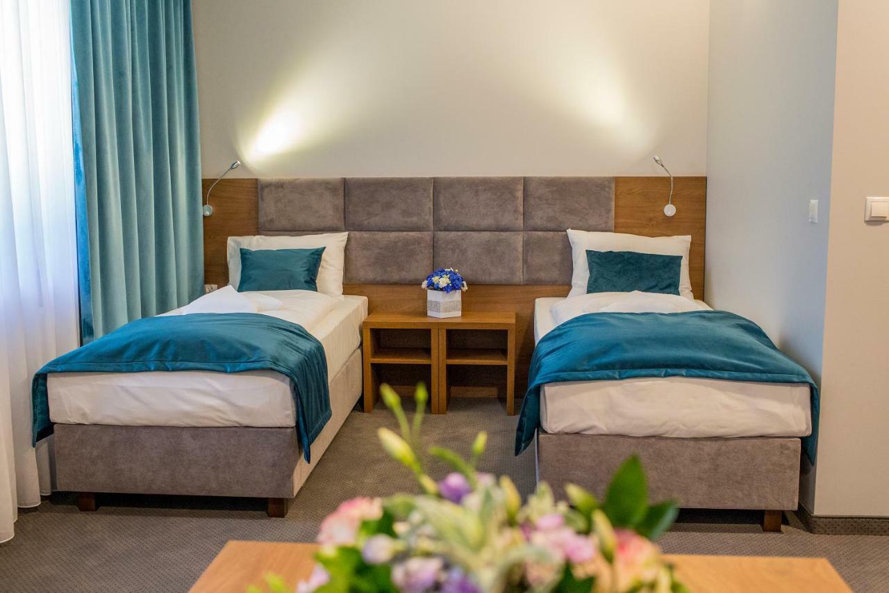Stary Mlyn Hotell Świdnica Exteriör bild