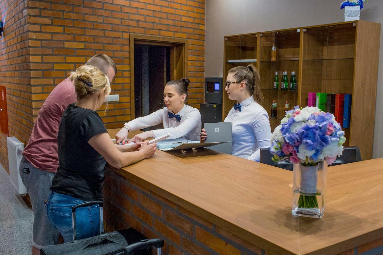 Stary Mlyn Hotell Świdnica Exteriör bild