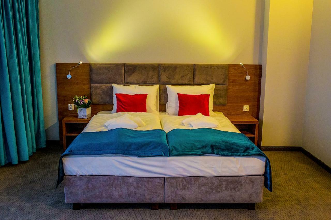 Stary Mlyn Hotell Świdnica Exteriör bild