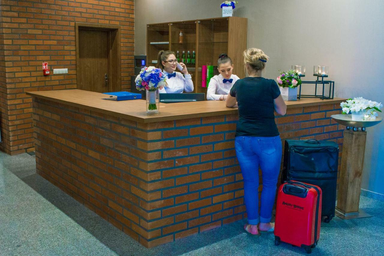 Stary Mlyn Hotell Świdnica Exteriör bild