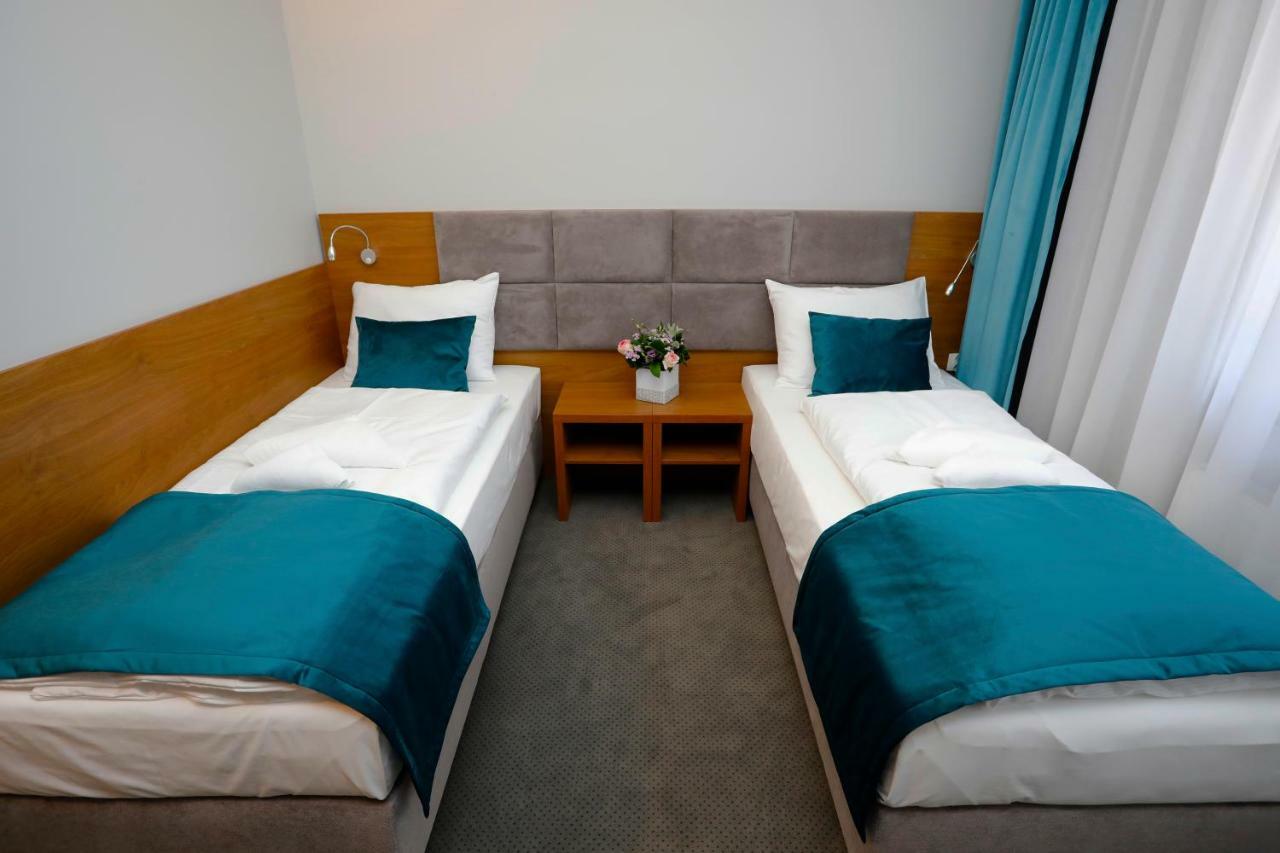 Stary Mlyn Hotell Świdnica Exteriör bild