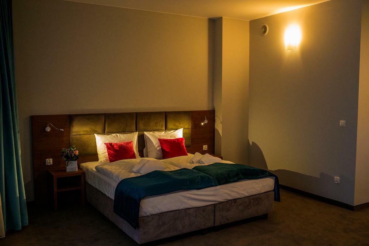 Stary Mlyn Hotell Świdnica Exteriör bild