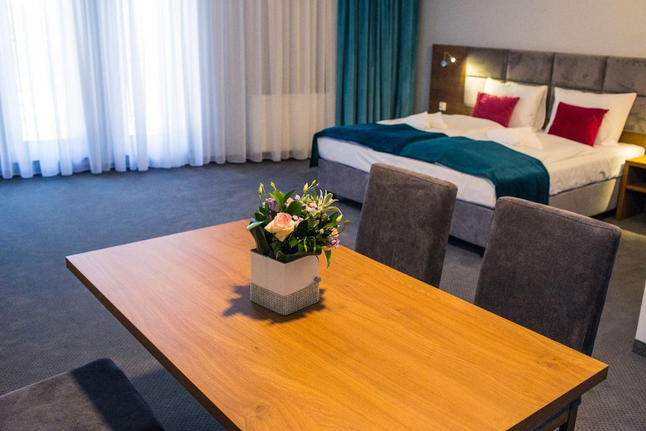 Stary Mlyn Hotell Świdnica Exteriör bild