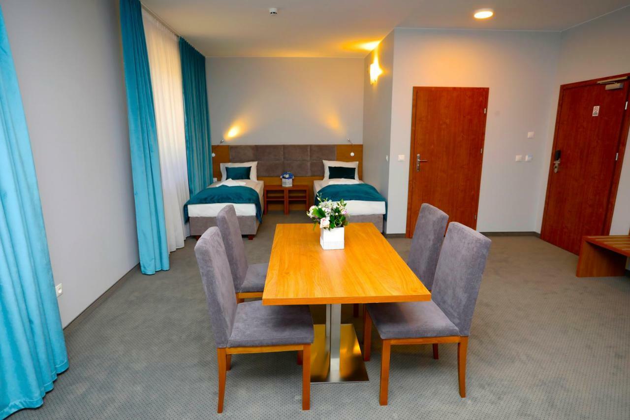 Stary Mlyn Hotell Świdnica Exteriör bild